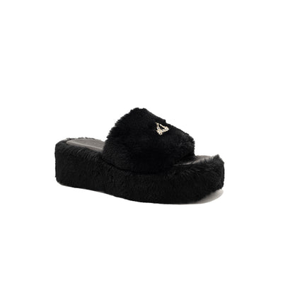 Anthea - Black | Sandali in Eco Fur