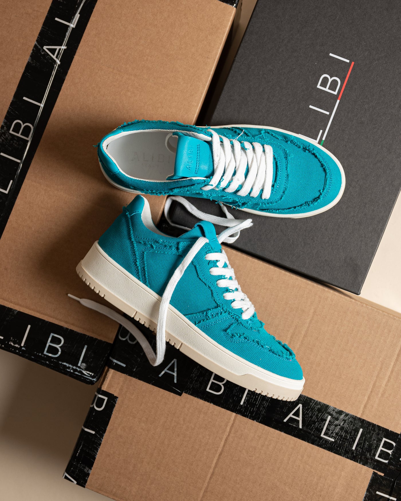 Delta | Sneakers in Canvas Turquoise